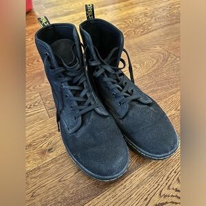 Doc Martens Canvas Hightops